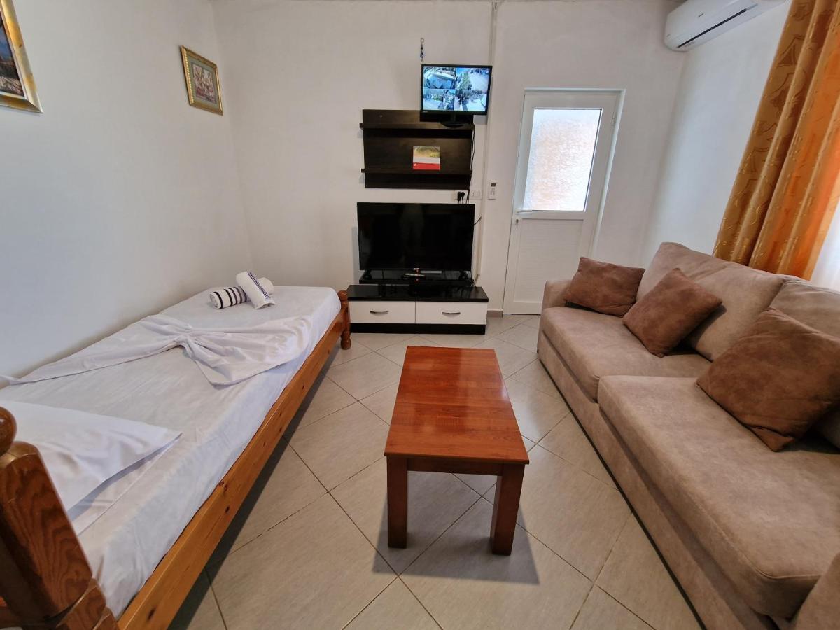 Villa Bani Ksamil Luaran gambar